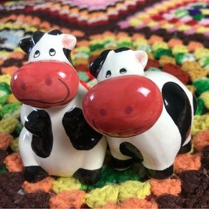 Ceramic Cow salt and pepper shakers